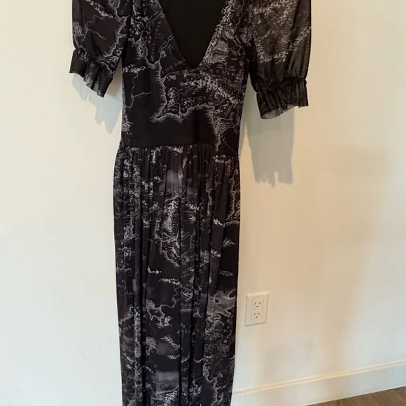 Blackmilk Middle Earth Map Dress (Lord of the Rings) Worn Once - Picture 4 of 9